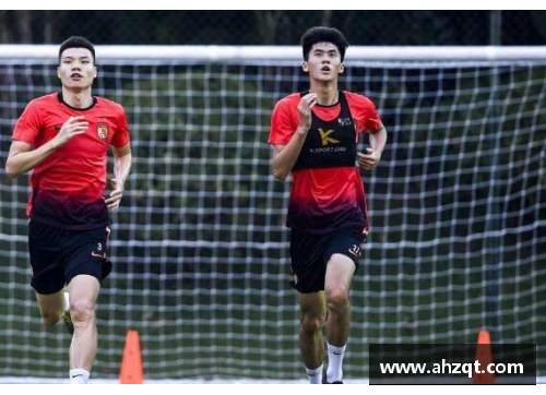 6163银河官方网站某球员在亚冠赛事中表现出色，成为焦点人物 - 副本